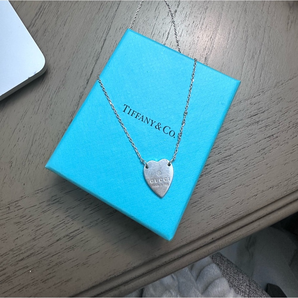 authentic gucci heart necklace